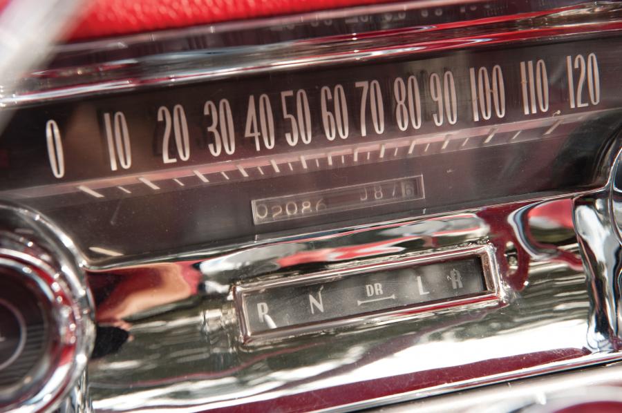  Cadillac Eldorado Biarritz Convertible 1957 года  (фото 59 из 98)